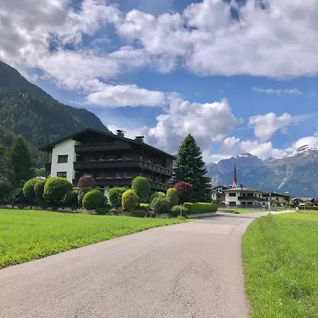 Inn Gaestehaus Stoeckl
